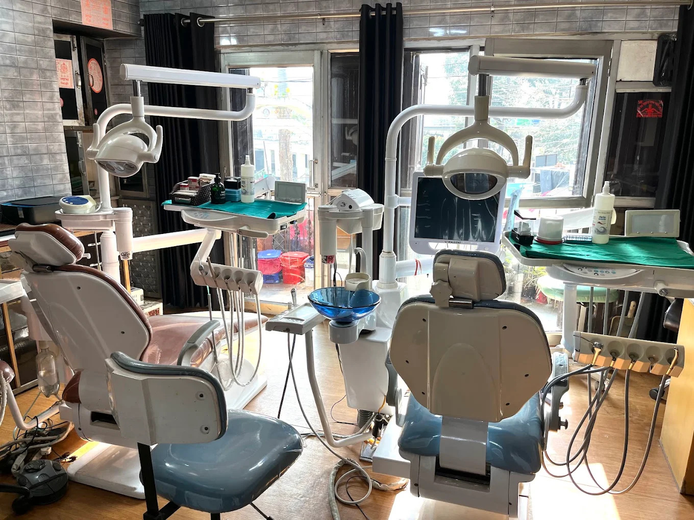 Shree Dental Care & Implant Center